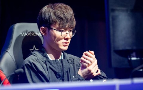 爱游戏体育-关于Faker迎来七赛季高光表现，快船球迷沸腾！的信息