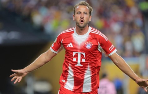 爱游戏体育- 凯恩 中场 