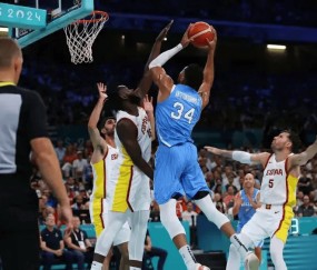 爱游戏体育-字母哥在澳大利亚队比赛中连败，精彩发挥引发热议！的简单介绍