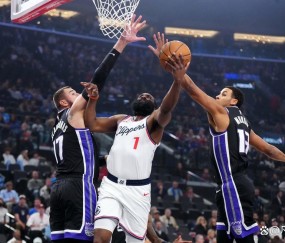 爱游戏-包含转会期NBA总决赛焦点战；佛罗伦萨完成绝杀压哨；引发热议；赛季目标并未改变的词条