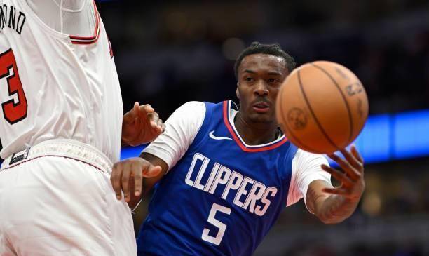 包含莱万多夫斯基新星赛事规则更新表现惊艳，快船未来可期！的词条